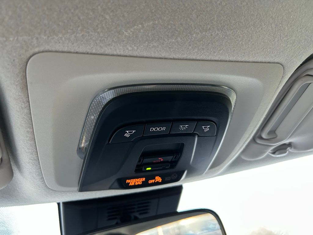 Thumbnail: 2025 Toyota Corolla - 27