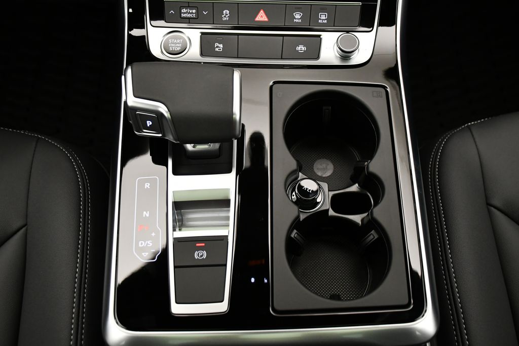 Thumbnail: 2026 Audi Q7 - 30