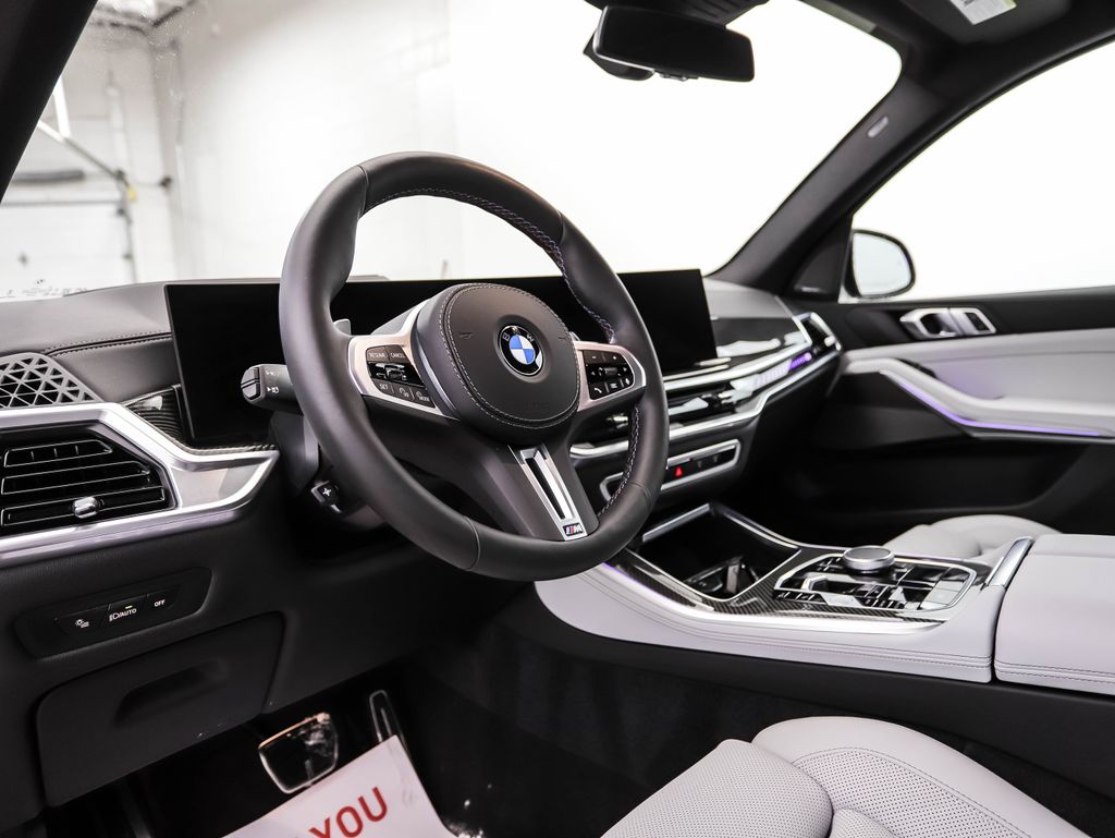 Thumbnail: 2026 BMW X5 - 10