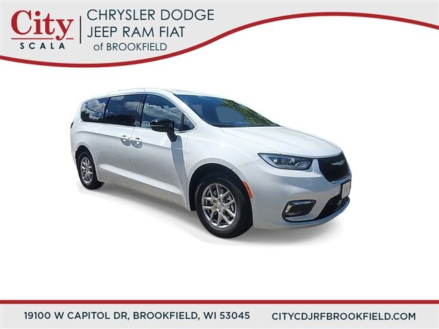 2025 Chrysler Pacifica Select FWD