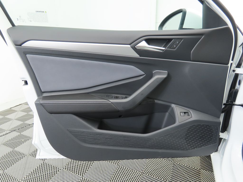 Thumbnail: 2026 Volkswagen Jetta - 24