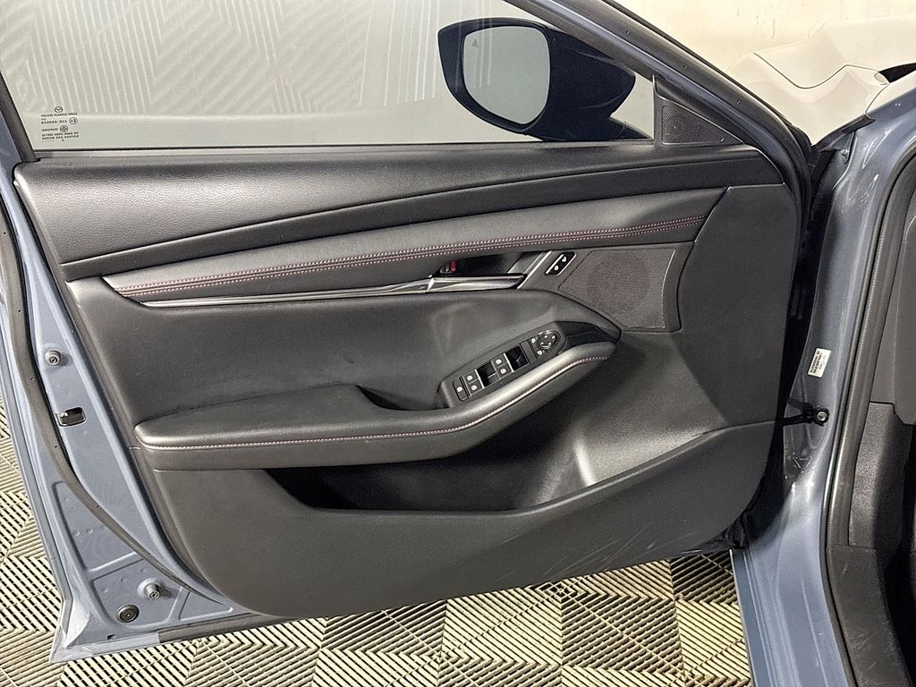 2024 Mazda Mazda3 2.5 S Carbon Edition