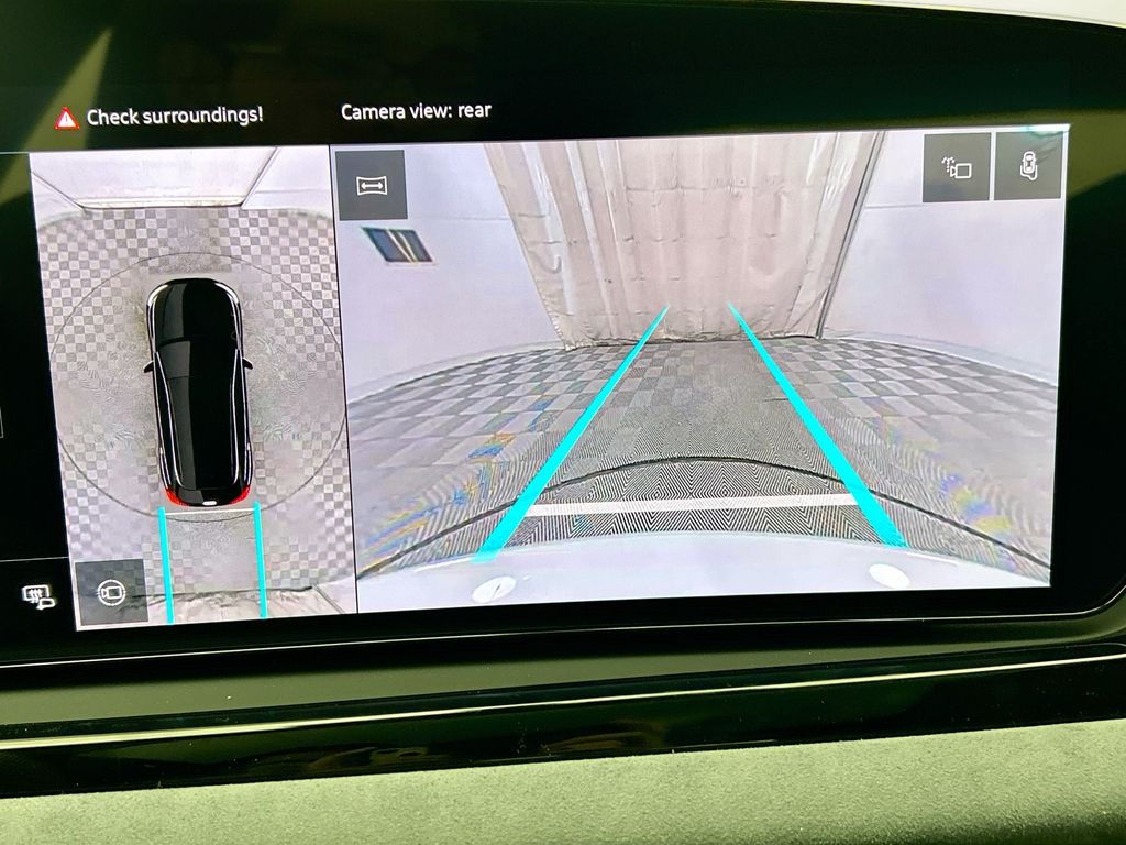 Thumbnail: 2025 Audi S5 - 16