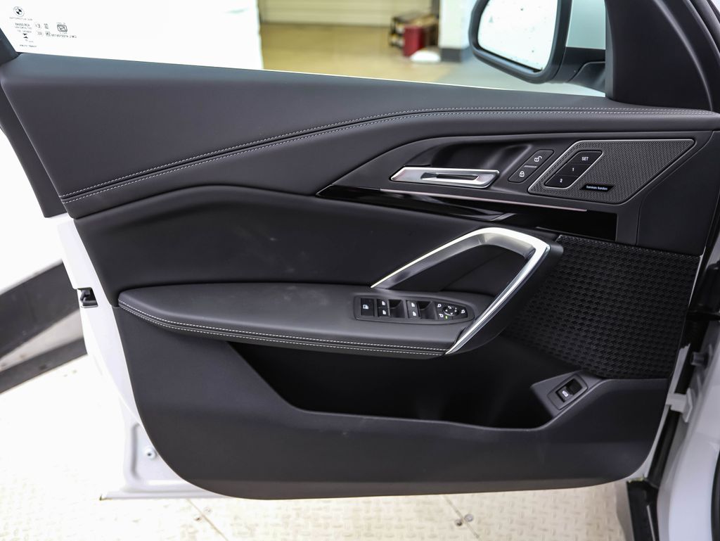 Thumbnail: 2026 BMW X1 - 9