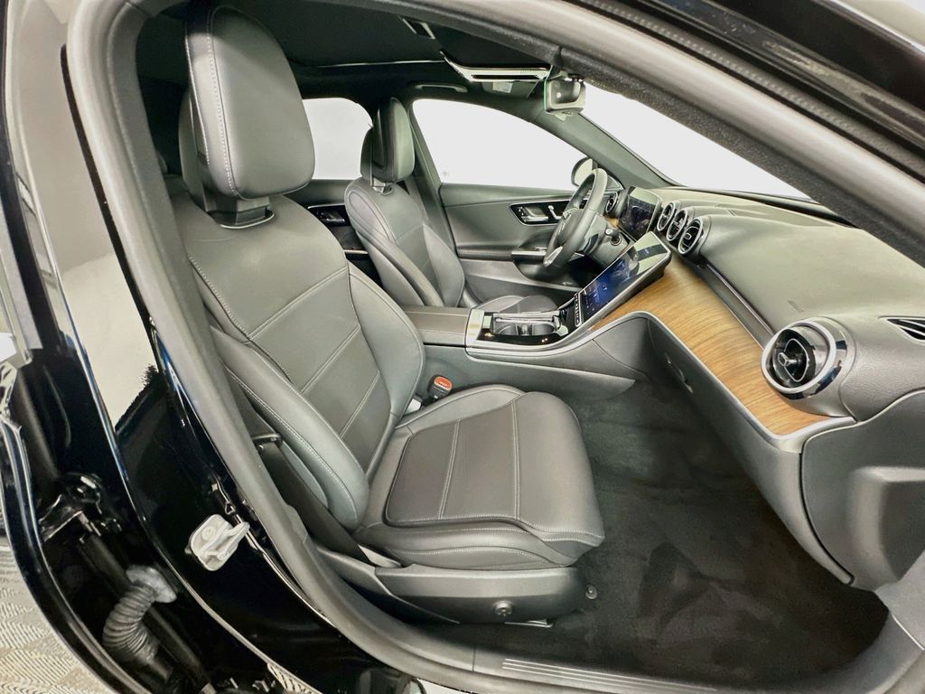Thumbnail: 2024 Mercedes-Benz C-Class - 28