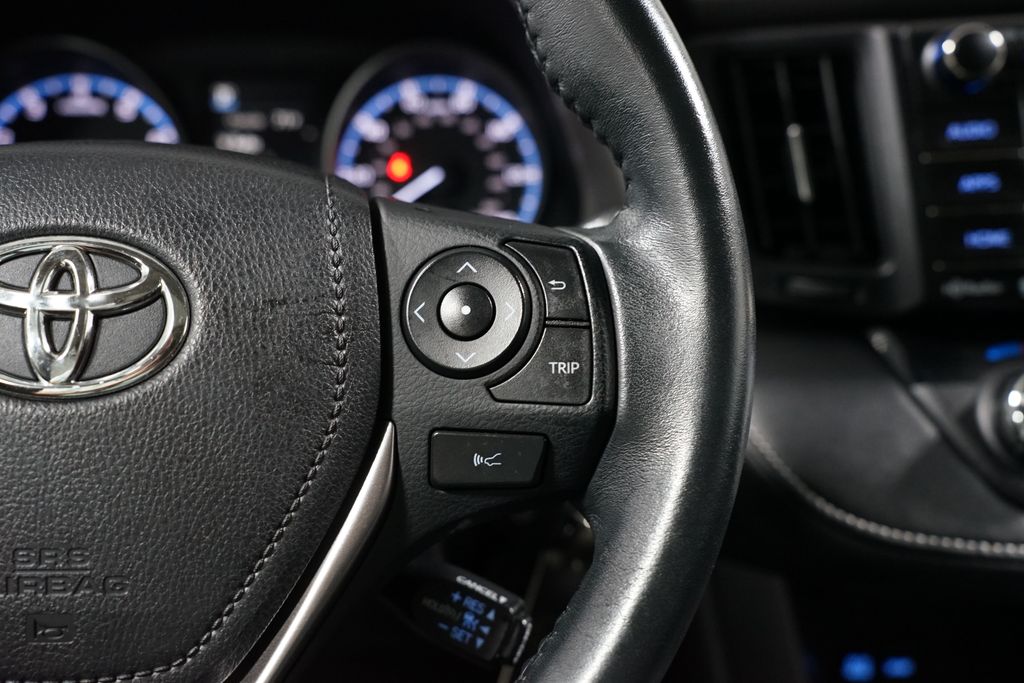 Thumbnail: 2017 Toyota RAV4 - 13