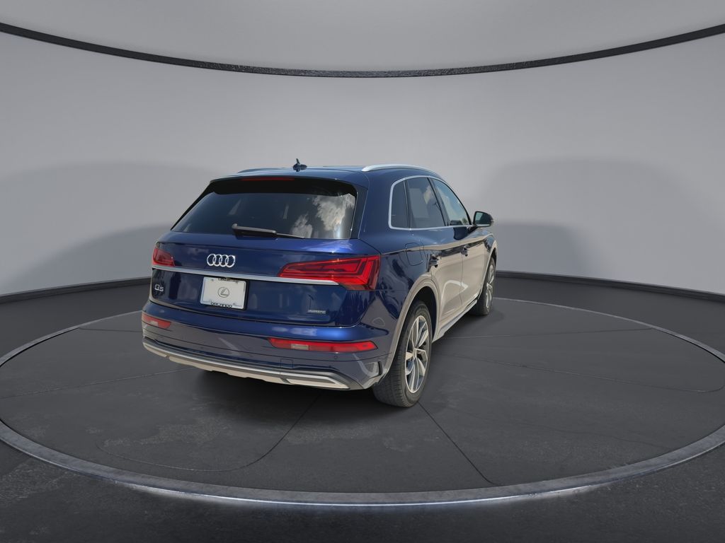 Thumbnail: 2021 Audi Q5 - 8