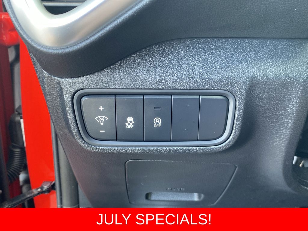 2025 Kia Soul LX - Photo 17