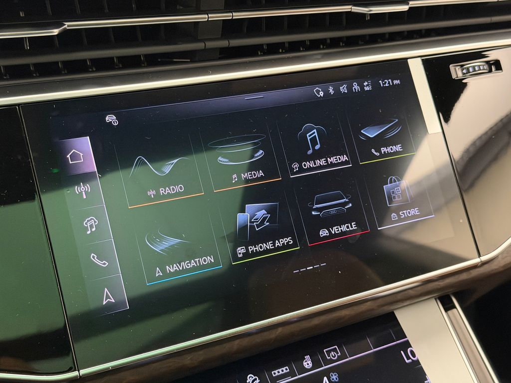 Thumbnail: 2027 Audi Q8 - 30