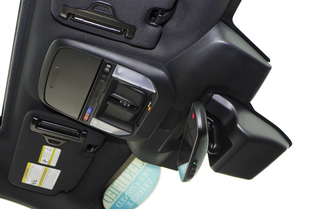 2025 Subaru Forester Premium 17