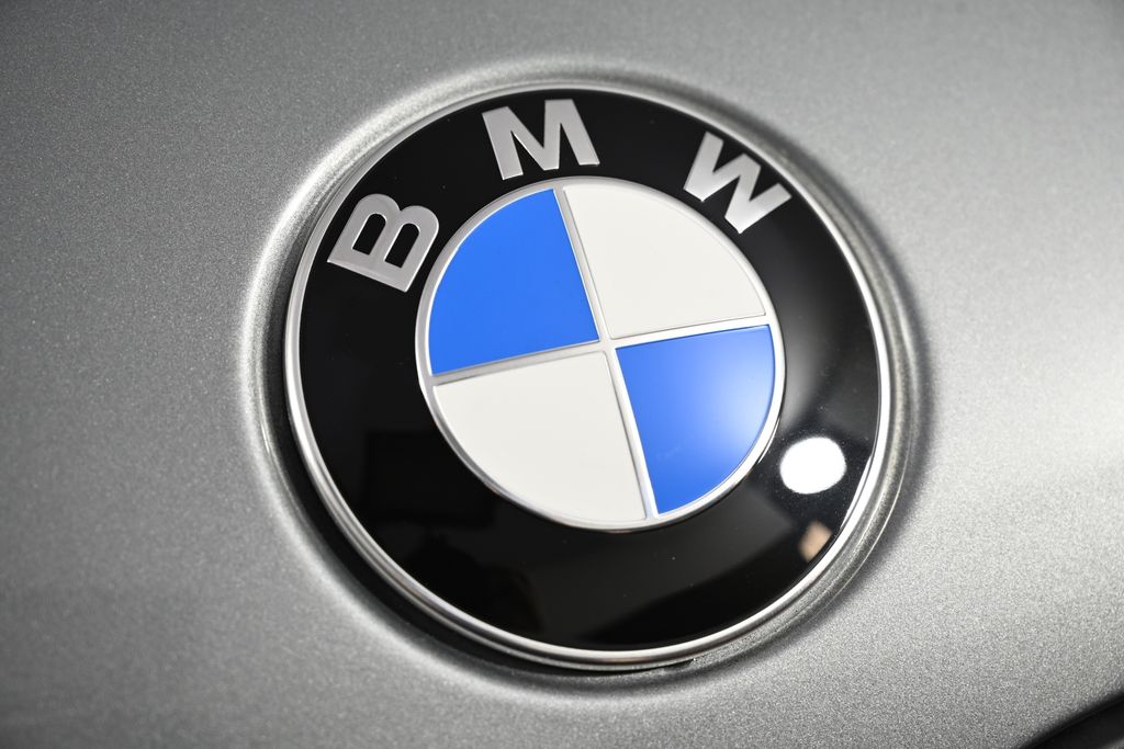 2026 BMW X7 xDrive40i 13