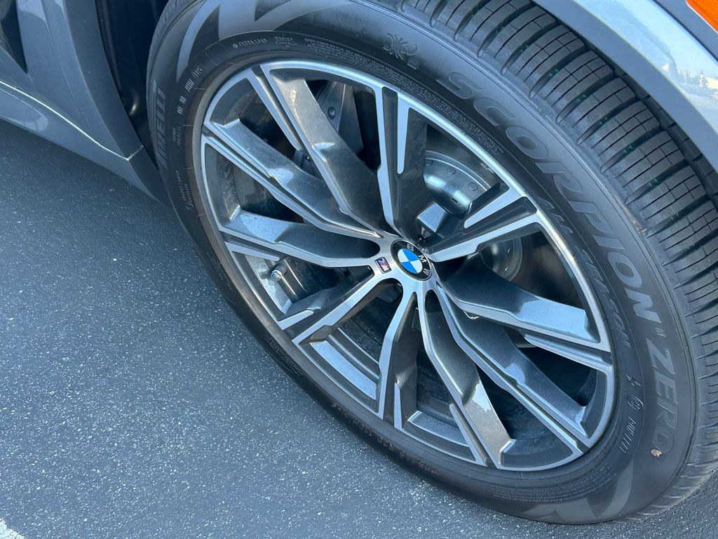 2026 BMW X5 xDrive50e 3