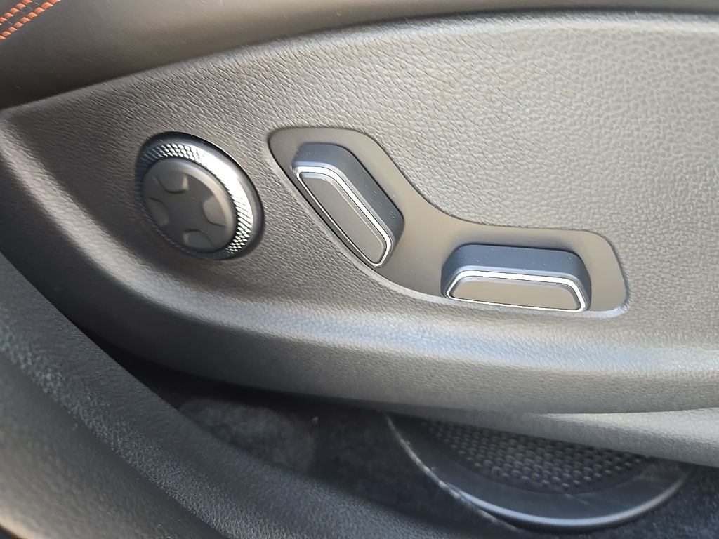 2026 Genesis GV70 Sport Prestige 23
