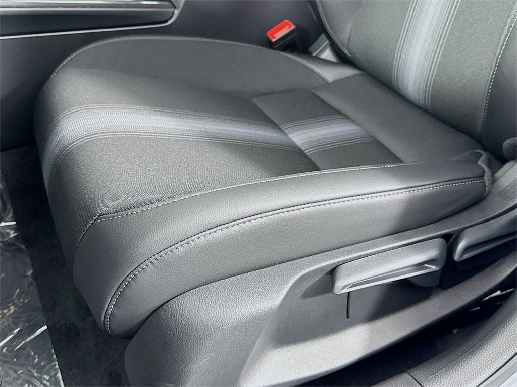 2025 Honda Civic Hybrid Sport photo