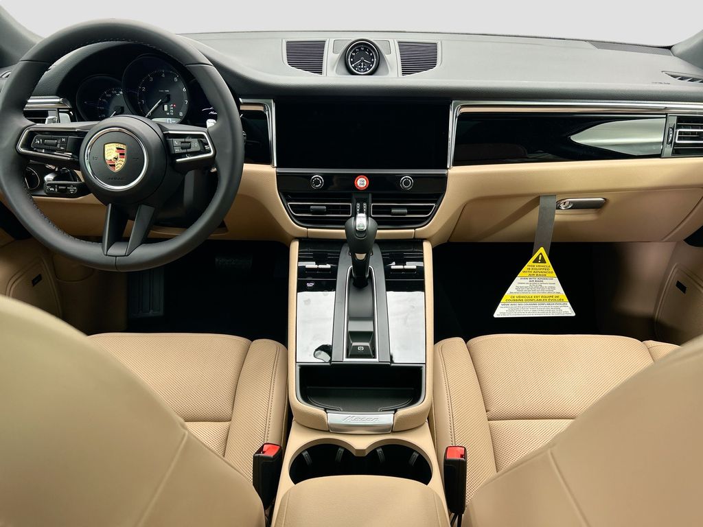Thumbnail: 2026 Porsche Macan - 16