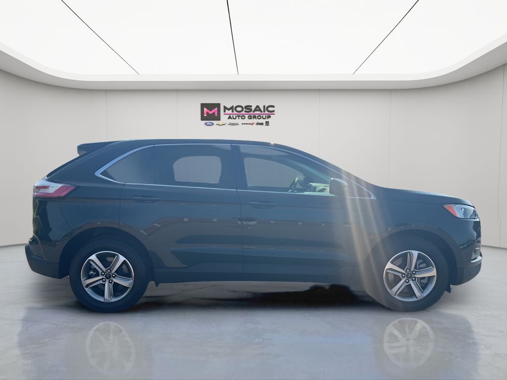 2023 Ford Edge