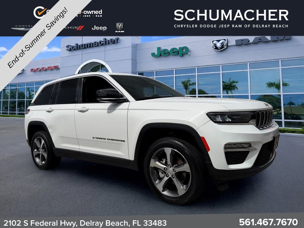 Bright White Clearcoat 2023 Jeep Grand Cherokee SUV / Crossover Four-Wheel Drive 8-Speed Automatic