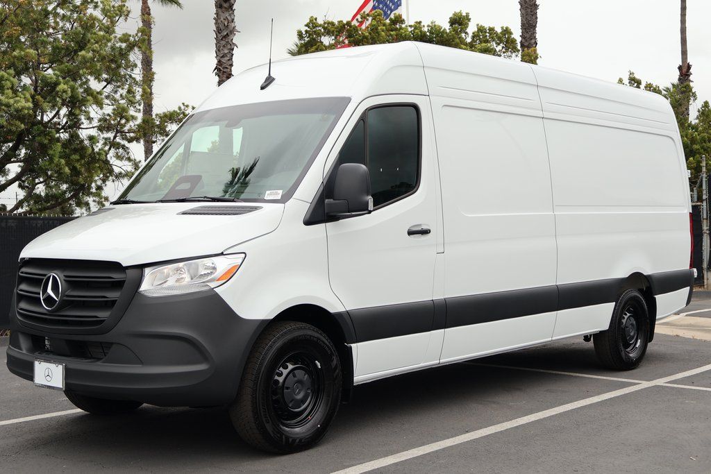 Thumbnail: 2026 Mercedes-Benz Sprinter - 1