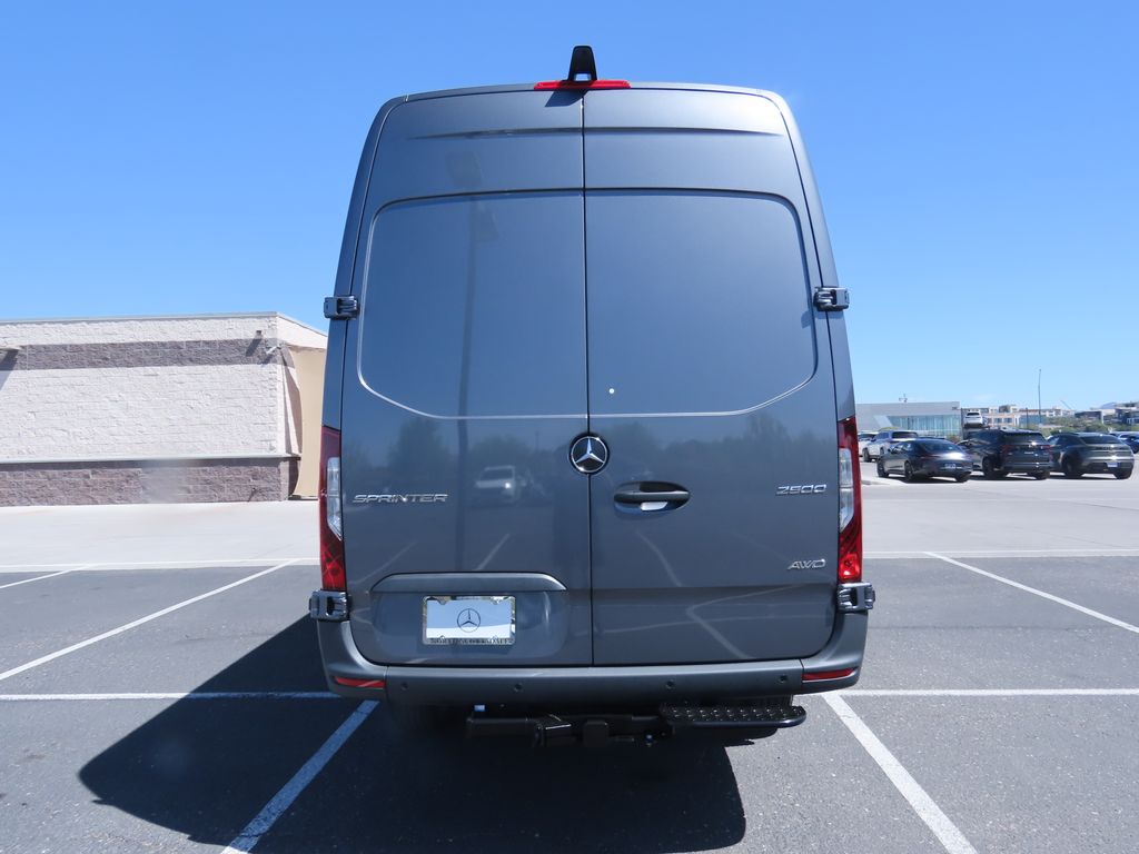 Thumbnail: 2026 Mercedes-Benz Sprinter - 6