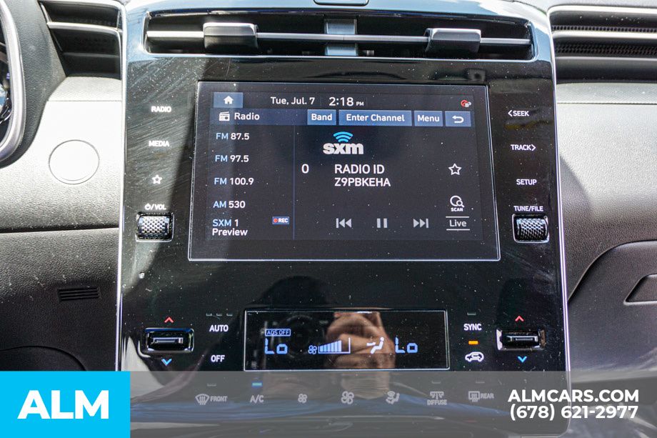 Used 2024 White Hyundai SEL image 37