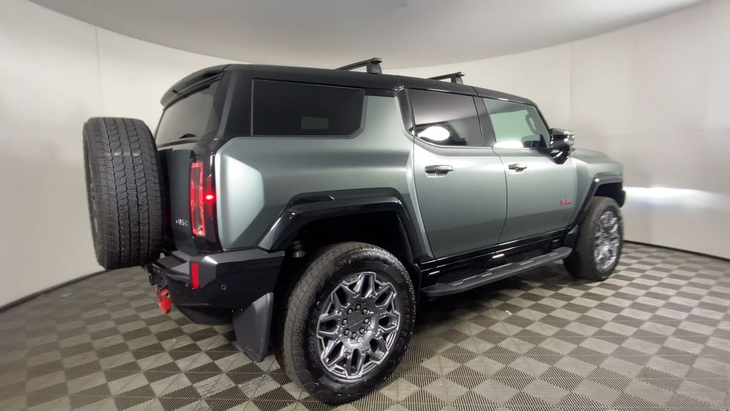 2024 GMC Hummer EV SUV 3X 8