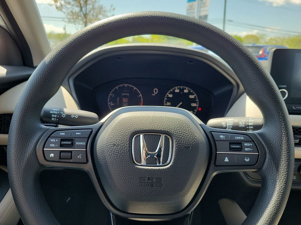 2025 Honda HR-V LX 10