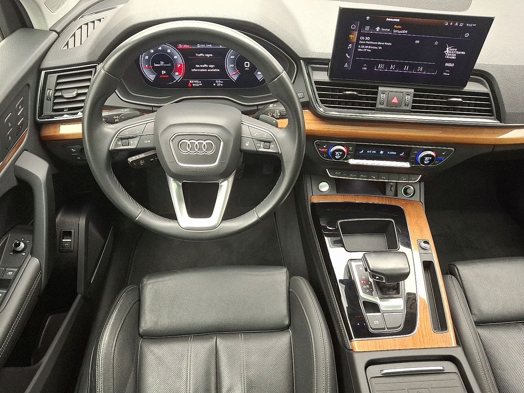 Thumbnail: 2021 Audi Q5 - 12