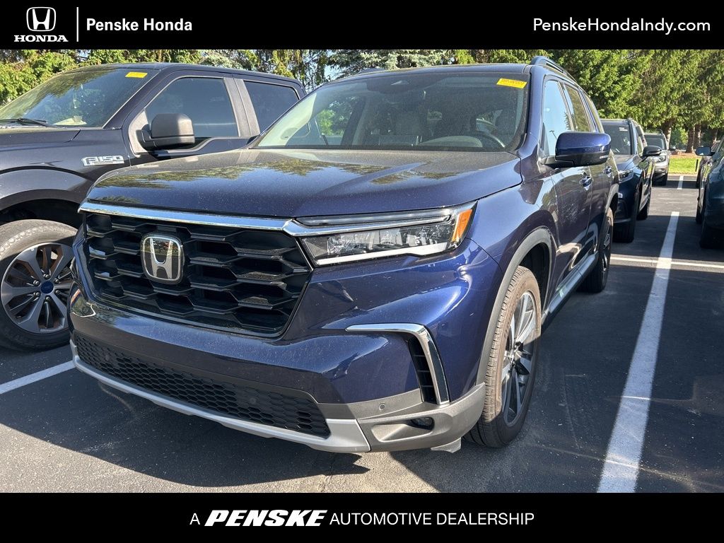 2023 Honda Pilot Touring -
                Indianapolis, IN