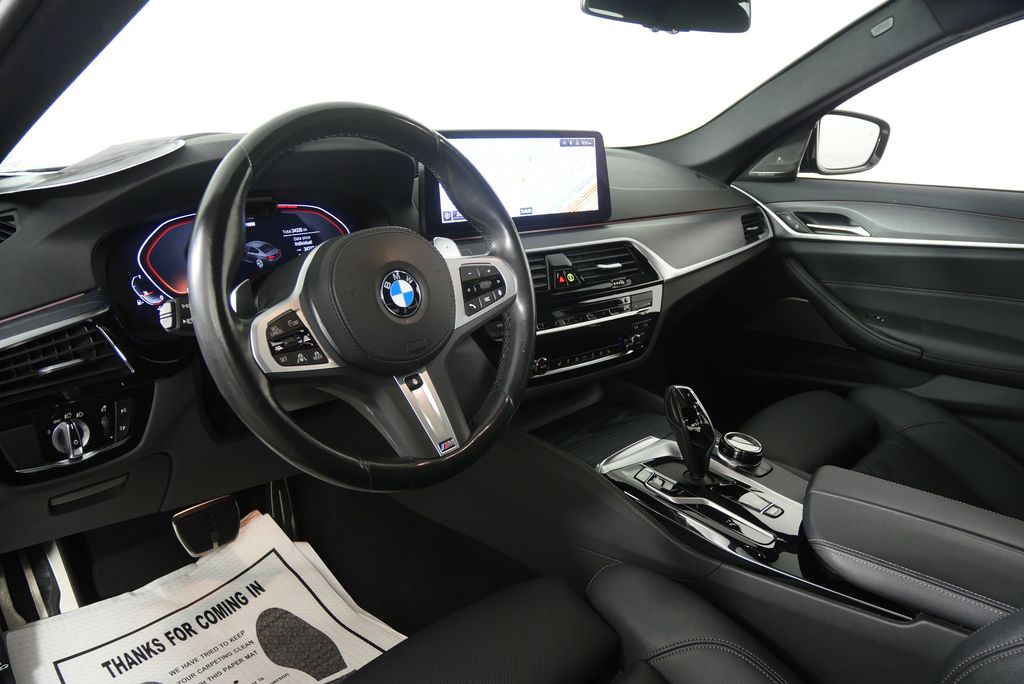 Thumbnail: 2023 BMW 5 Series - 13