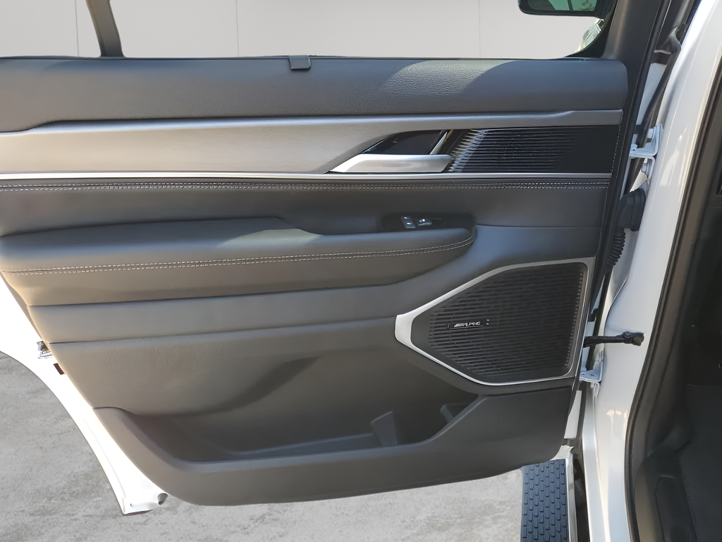 New Car 2025 Jeep Wagoneer  Base For Sale Under $70,000 In Austin, Texas