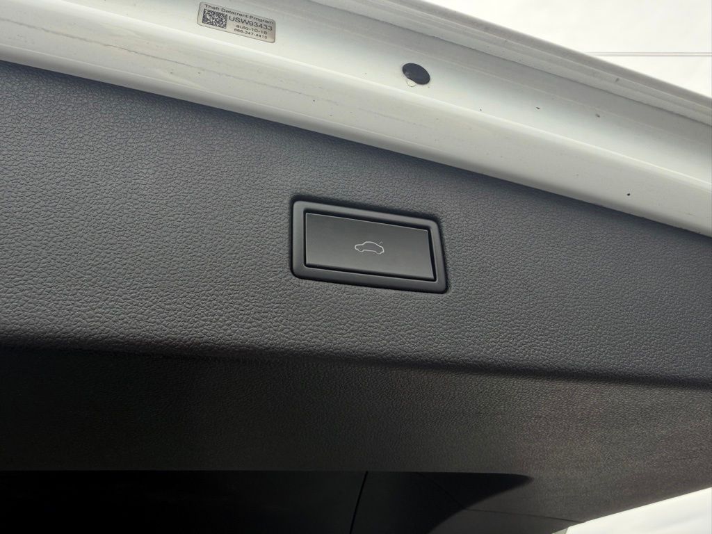 Thumbnail: 2019 Volkswagen Tiguan - 22
