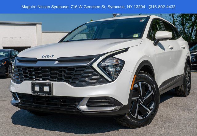 2023 Kia Sportage Hybrid LX White at Bob Ruth Ford
