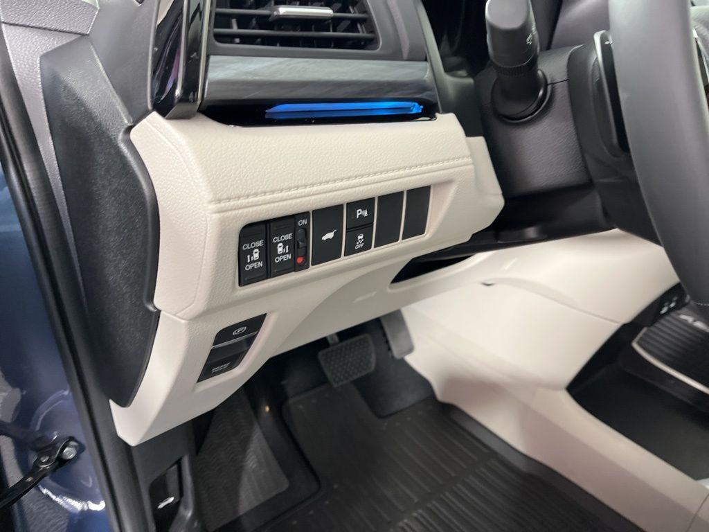 Thumbnail: 2026 Honda Odyssey - 28