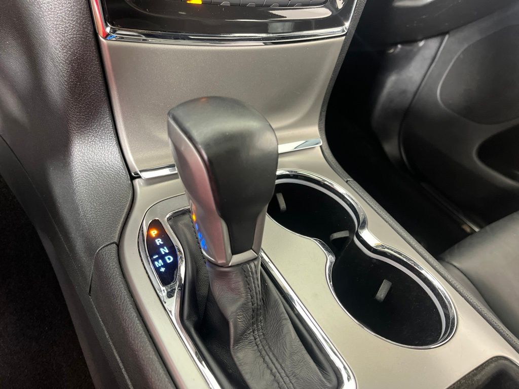 Thumbnail: 2022 Jeep Grand Cherokee - 32
