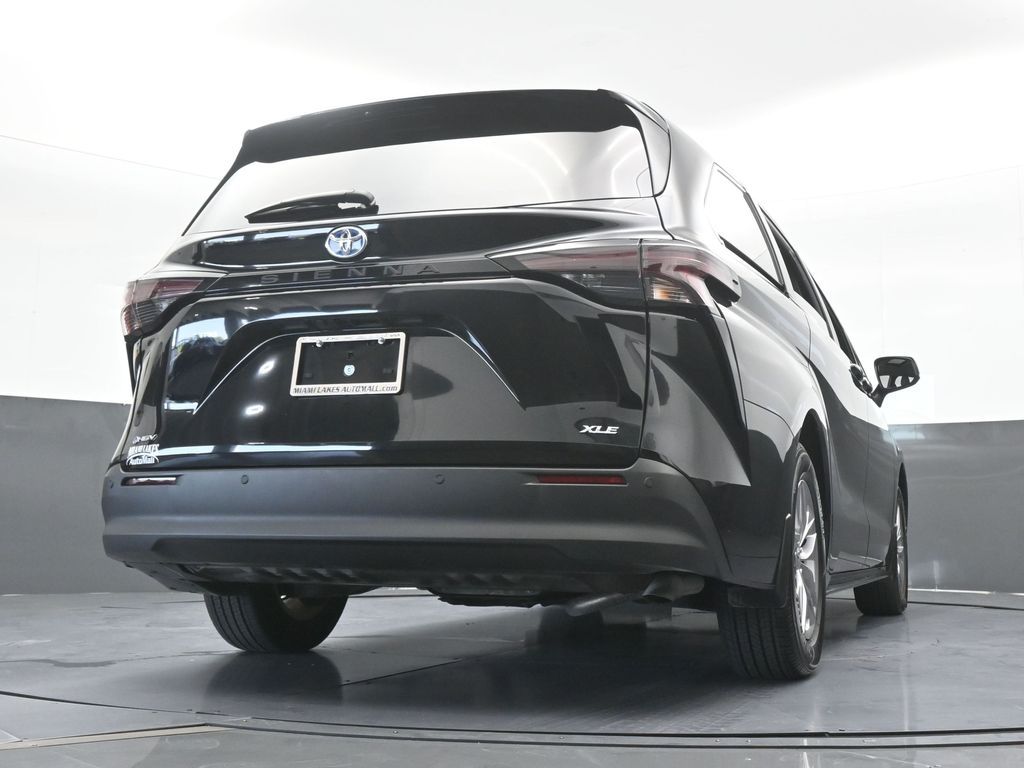 Used 2025 Midnight Black Metallic Toyota XLE image 63