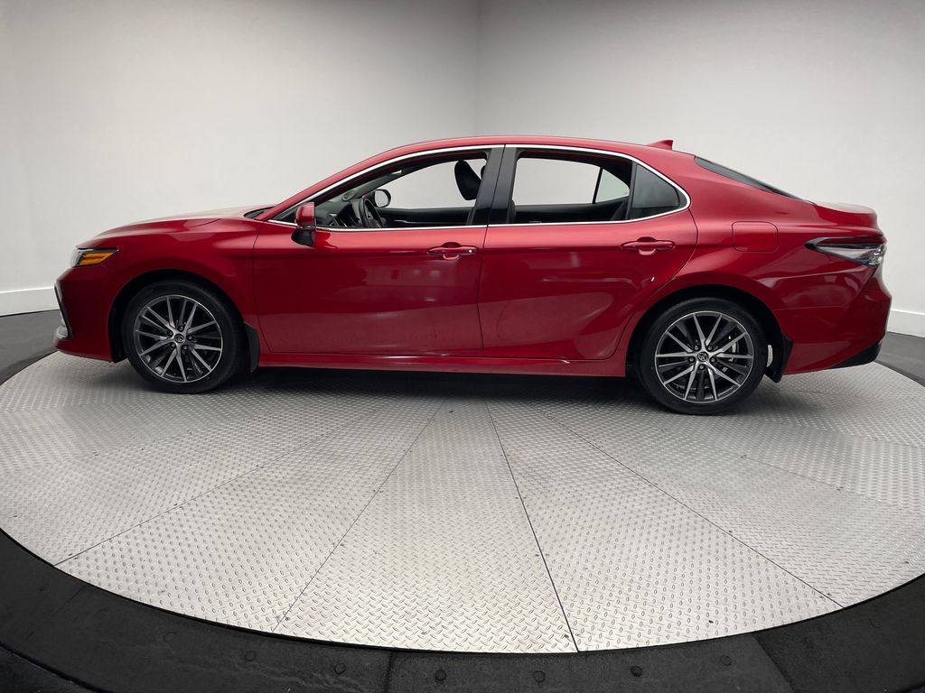 Thumbnail: 2023 Toyota Camry - 8
