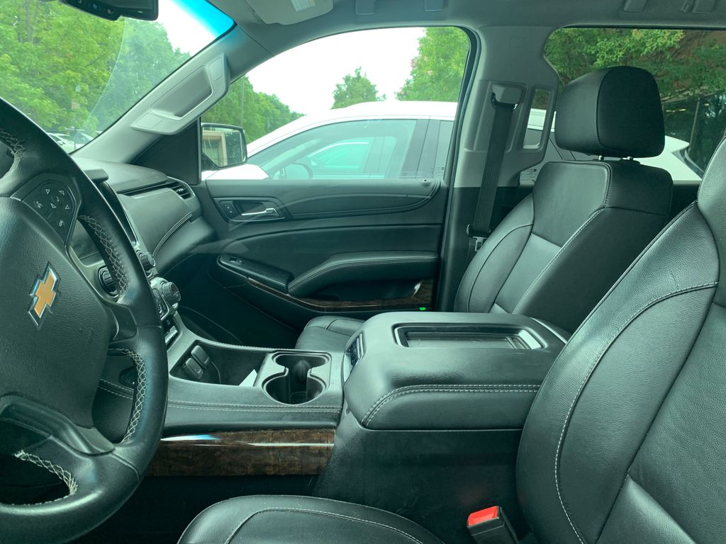 Thumbnail: 2020 Chevrolet Suburban - 8