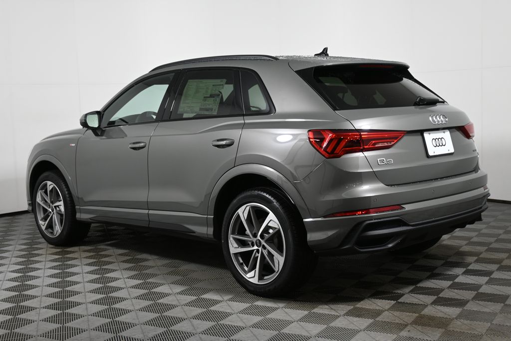 Thumbnail: 2025 Audi Q3 - 5