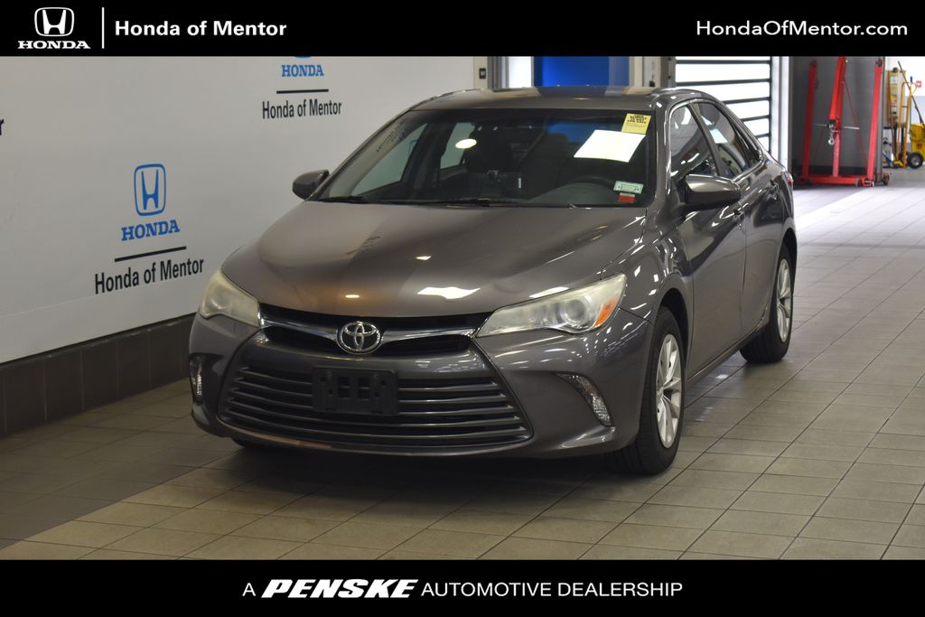 2015 Toyota Camry LE -
                Mentor, OH