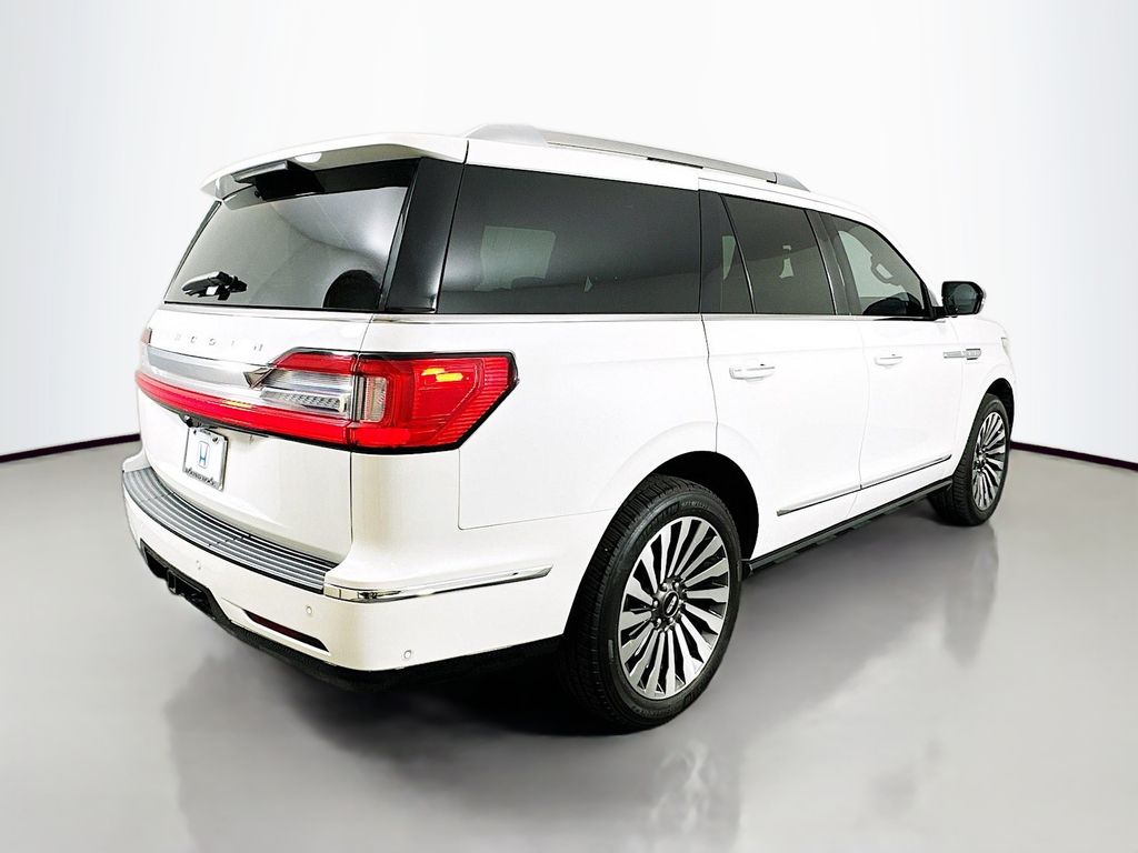Thumbnail: 2020 Lincoln Navigator - 5
