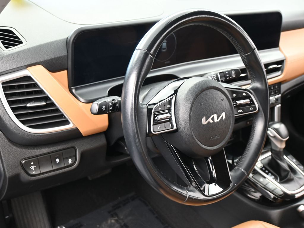 Used 2024 Dark Ocean Blue Kia EX image 16