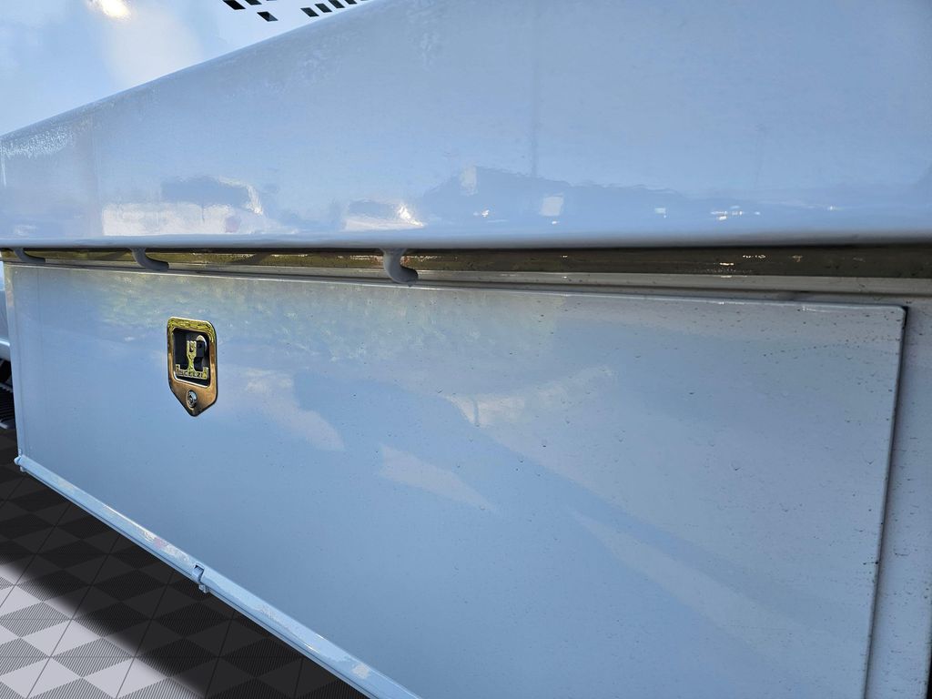 New 2025 White Ford XL image 17