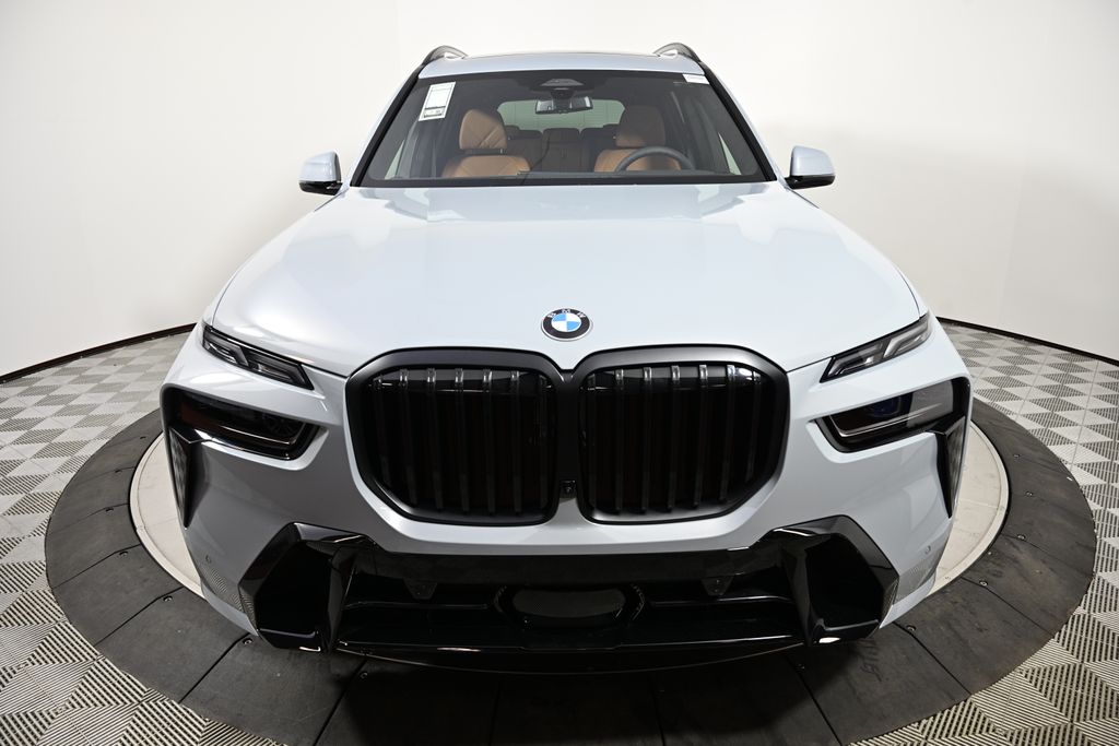 Thumbnail: 2026 BMW X7 - 8