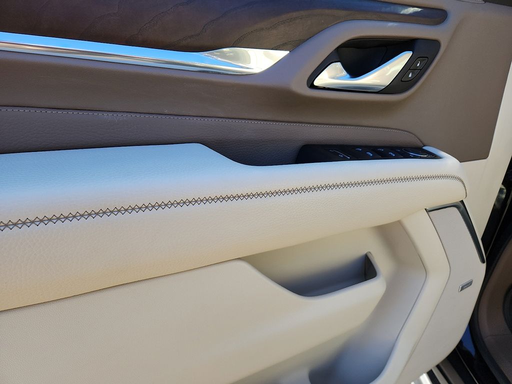 Thumbnail: 2022 GMC Yukon - 14