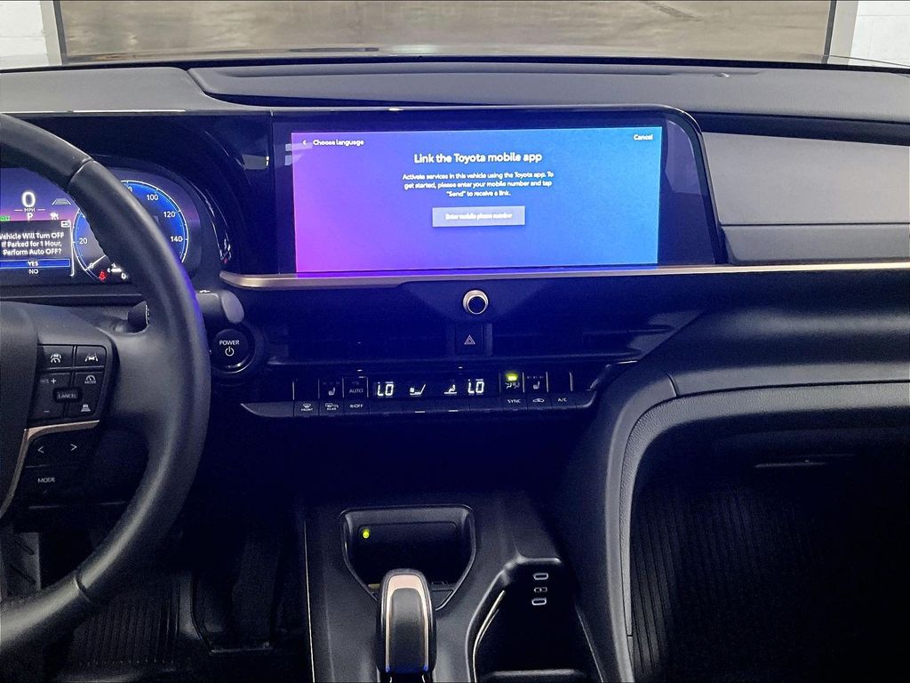 2023 Toyota Crown — photo 18