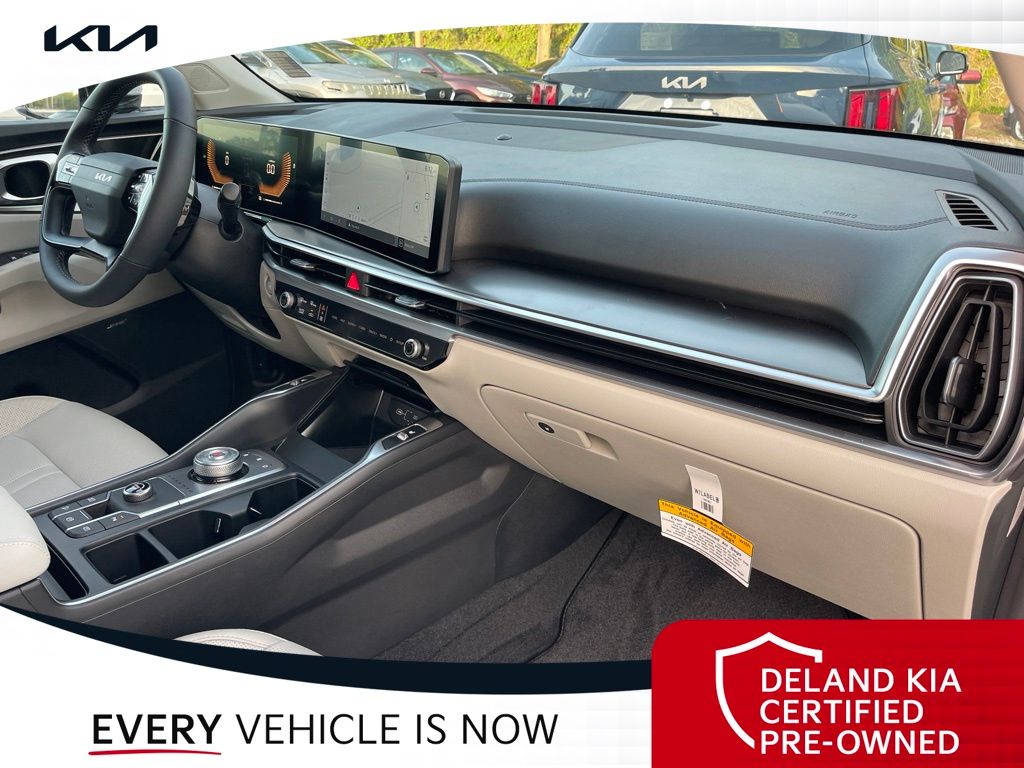 Used 2026 Kia Sorento Hybrid SUV