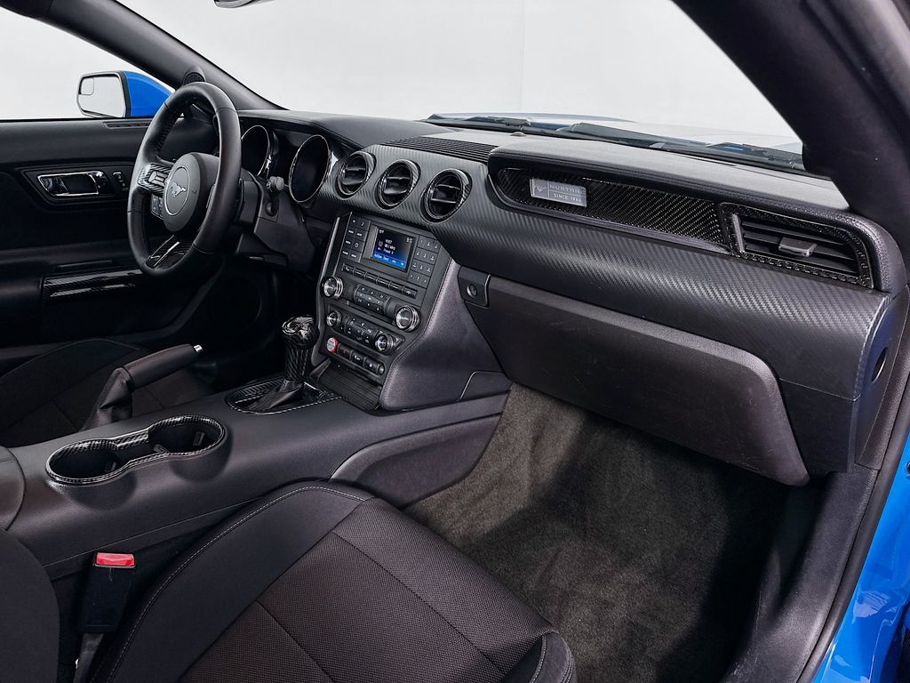 Thumbnail: 2017 Ford Mustang - 27