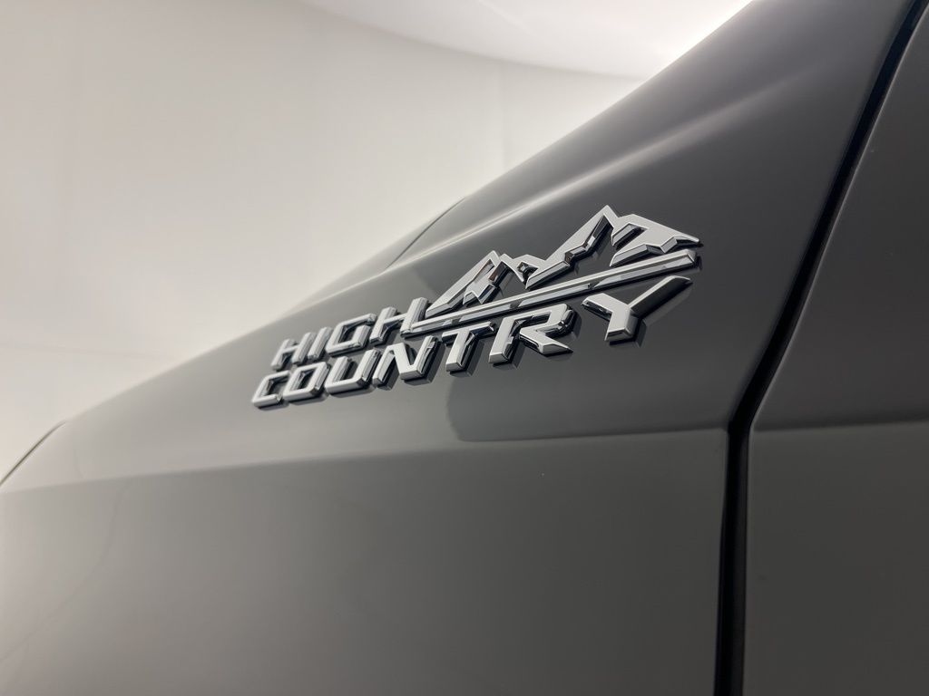 Thumbnail: 2026 Chevrolet Tahoe - 23