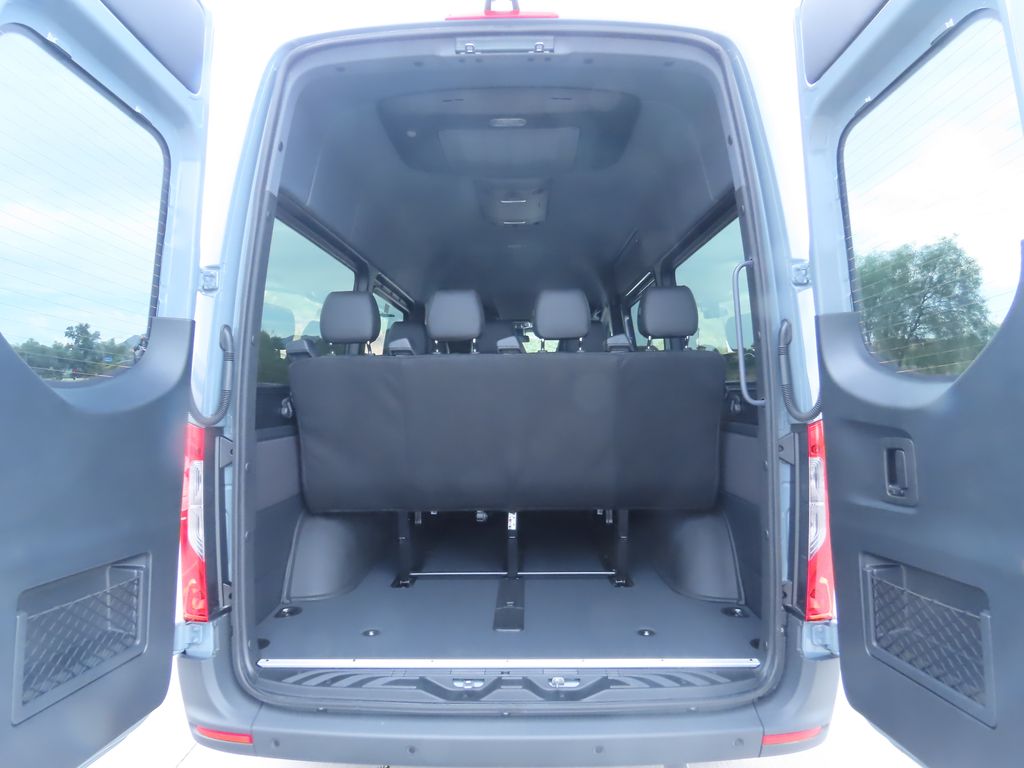 Thumbnail: 2025 Mercedes-Benz Sprinter - 26