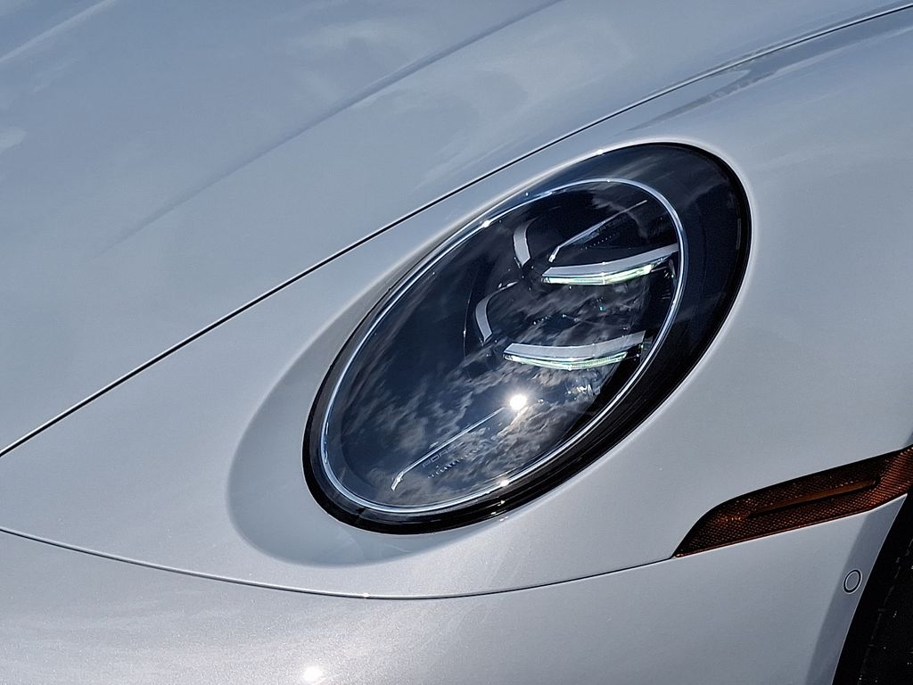 Thumbnail: 2026 Porsche 911 - 11